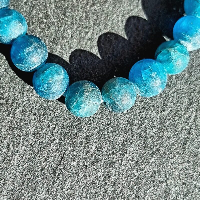 Bracelet Blue Apatite matte