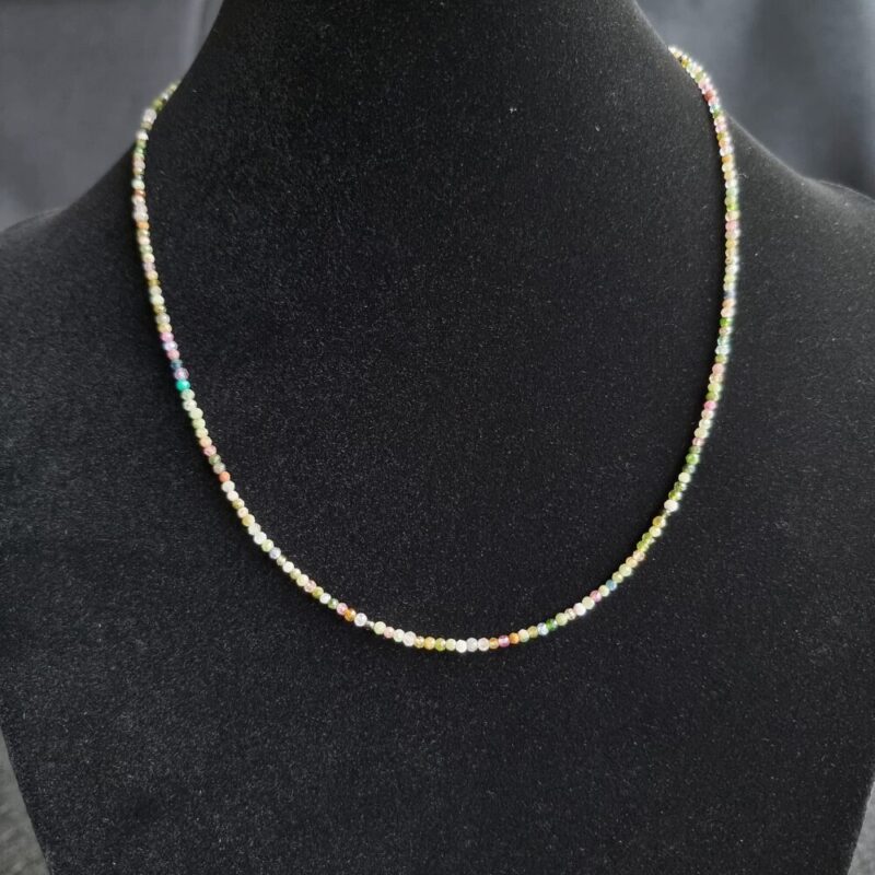 Green Tourmaline Mix necklace with 925 clasp