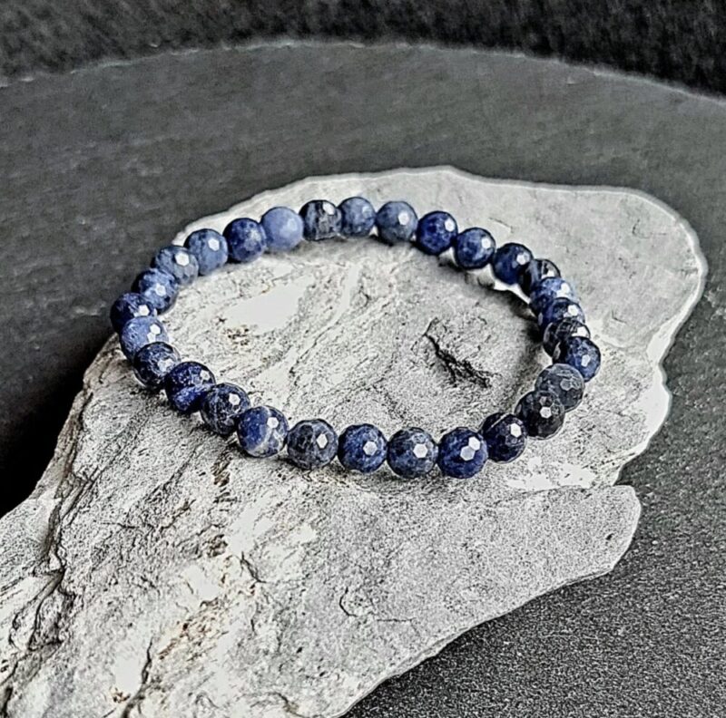 Bracciale Sodalite sfaccettata brillante