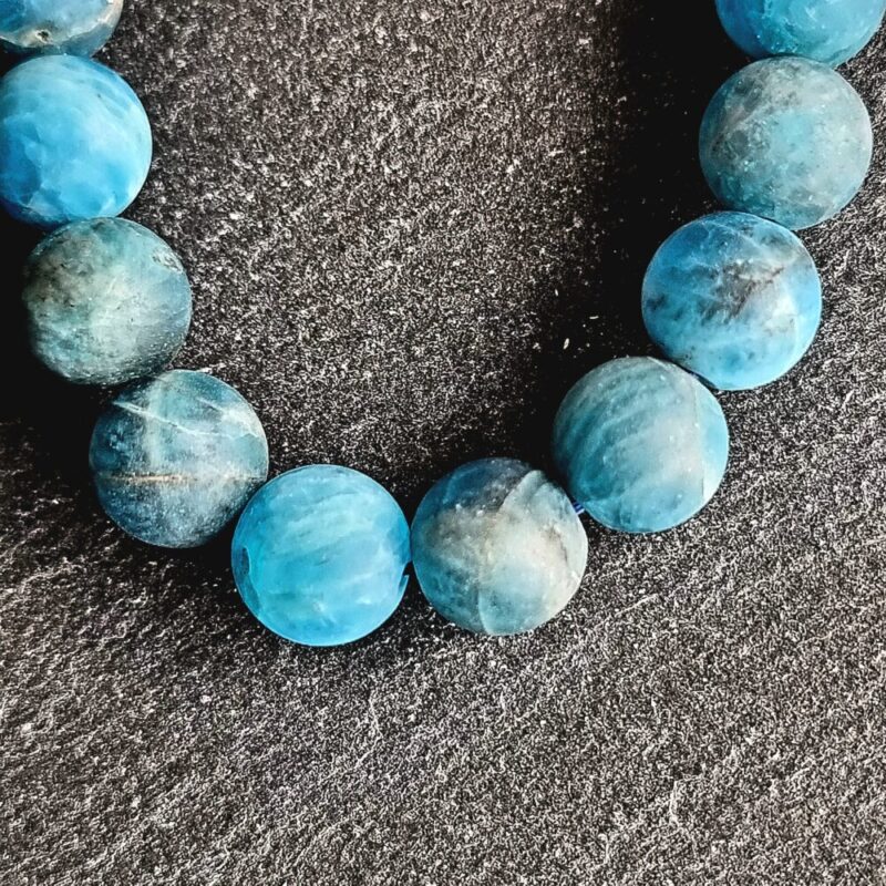 Bracelet Blue Apatite matte