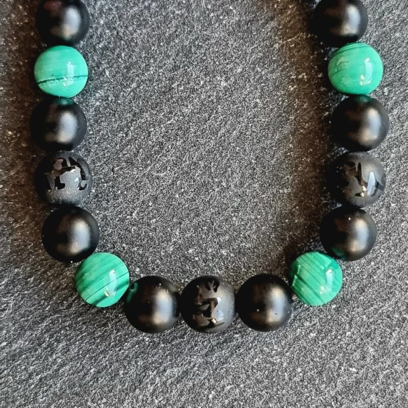 Bracelet Onyx mat avec Malachite et Onyx Mantra brillante