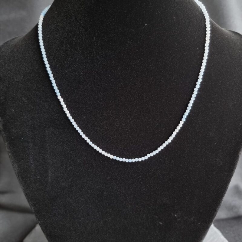 Chalcedony necklace with 925 clasp