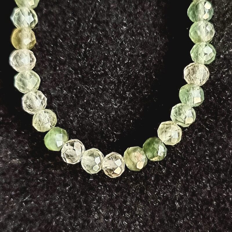 Green Quartz bracelet with 925 clasp