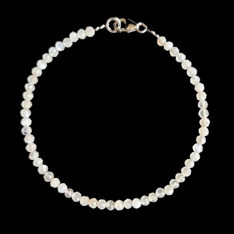 Moonstone bracelet with 925 clasp